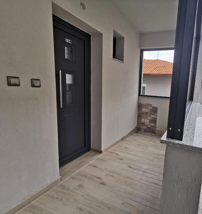 Armonia Luxury Suites Βρασνά Εξωτερικό φωτογραφία