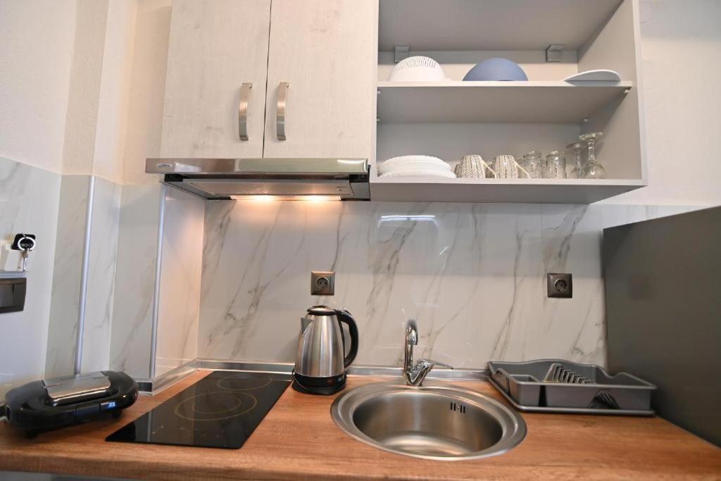 Armonia Luxury Suites Βρασνά Εξωτερικό φωτογραφία